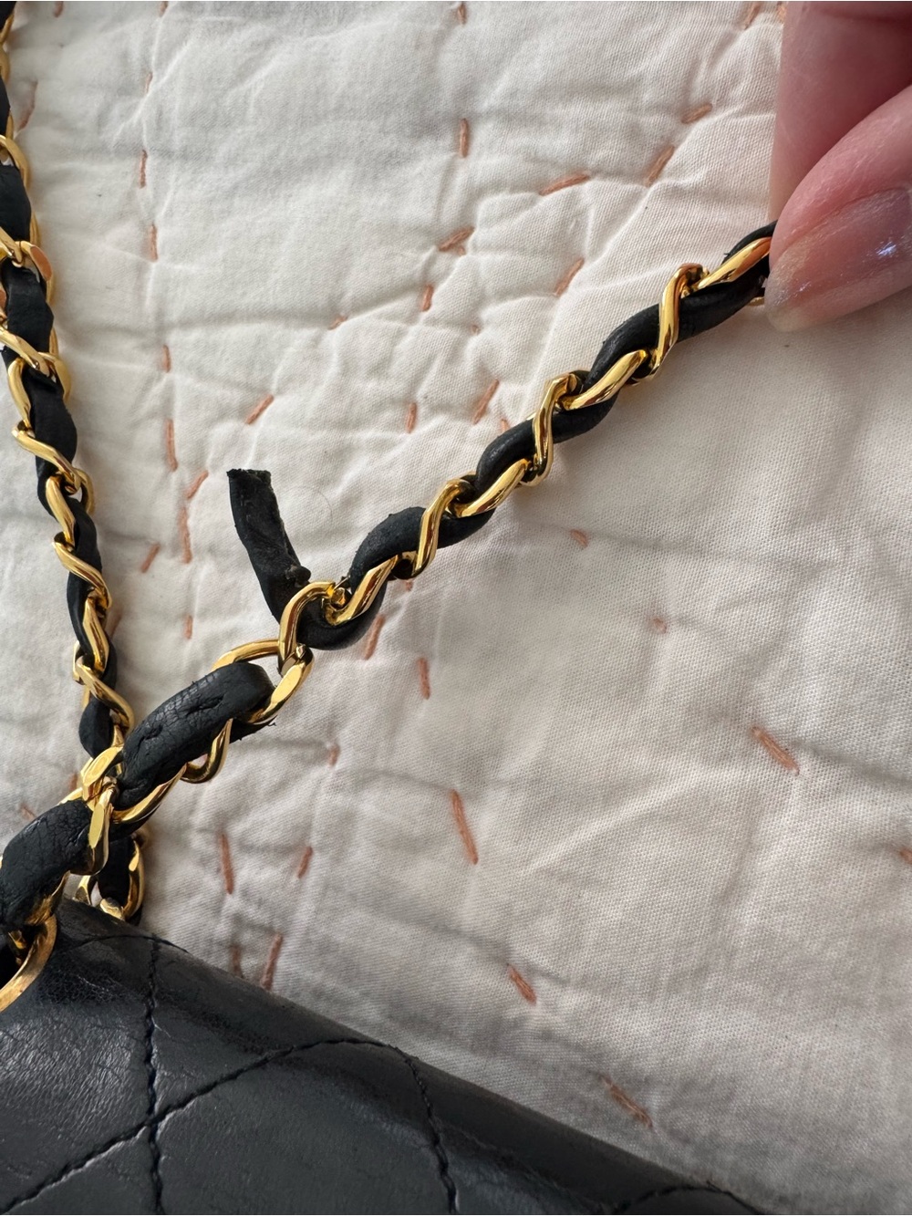 CHANEL Black Quilted Leather Shoulder Bag with Gold Hardware - Picture 7 of 15